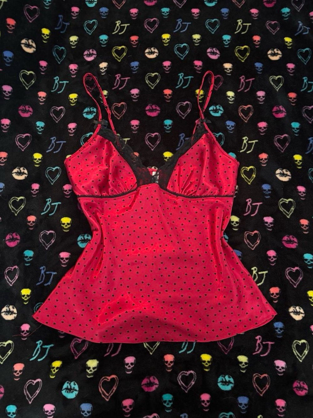 Gilligan & O'Malley Red Satin Cami w/ Black Heart Print and Lace & Matching Pant